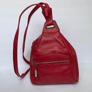 Red leather vintage 80’s 90’s. Versatile backpack